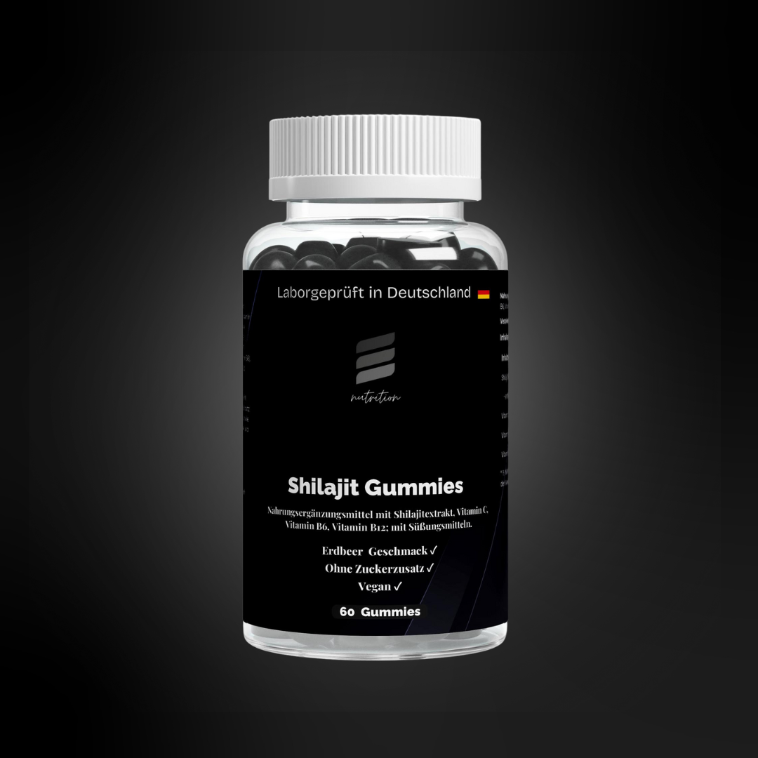 Transparente Dose mit schwarzen Shilajit-Gummies, schwarzes Etikett mit Aufdruck „Laborgeprüft in Deutschland“, Markenlogo, Produktname, Erdbeer-Geschmack, ohne Zuckerzusatz, vegan; 60 Gummies sichtbar im Inneren.